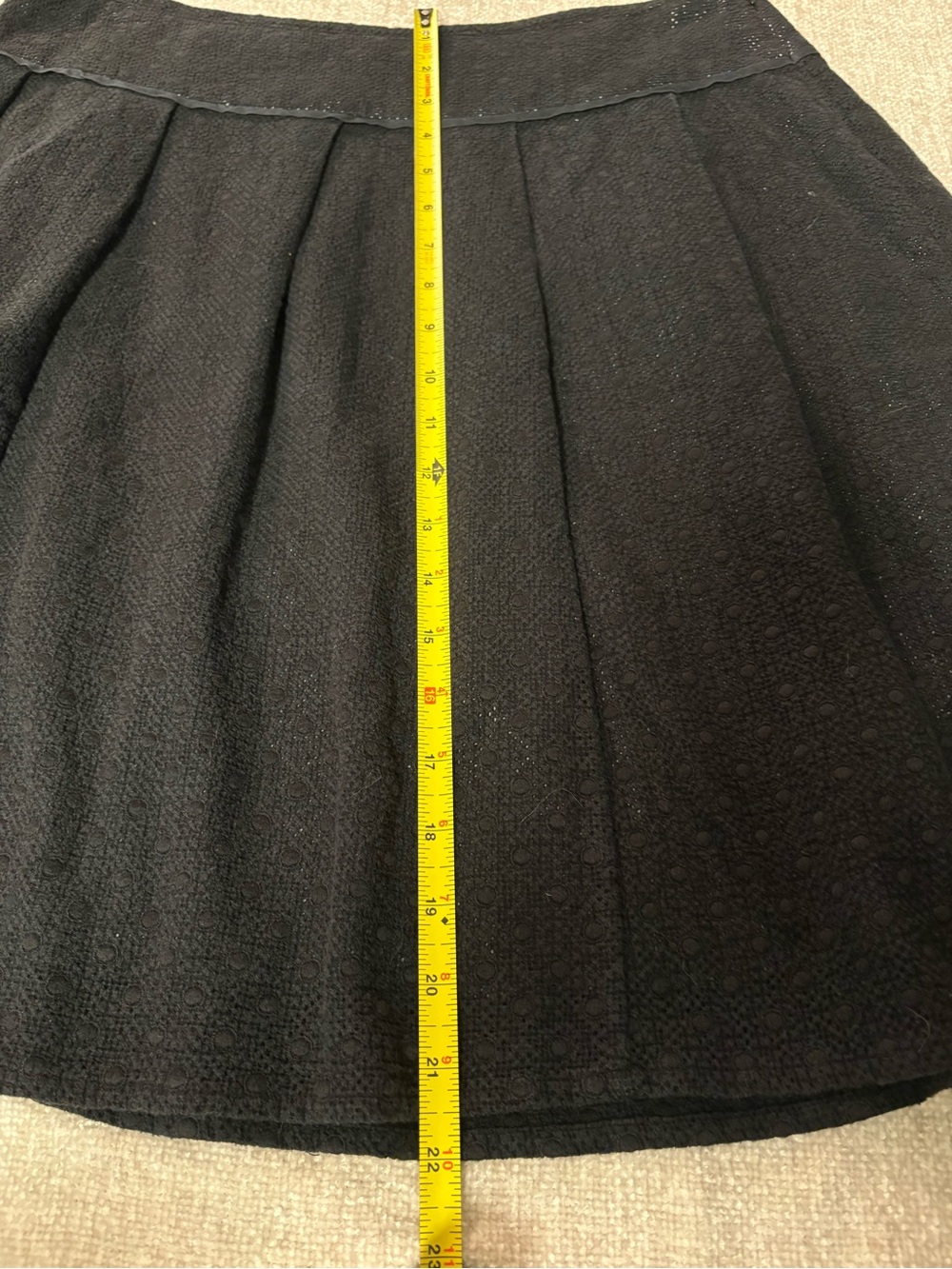 Adorable Classic Lined Black Women's Skirt Size 12P - Picture 9 of 14